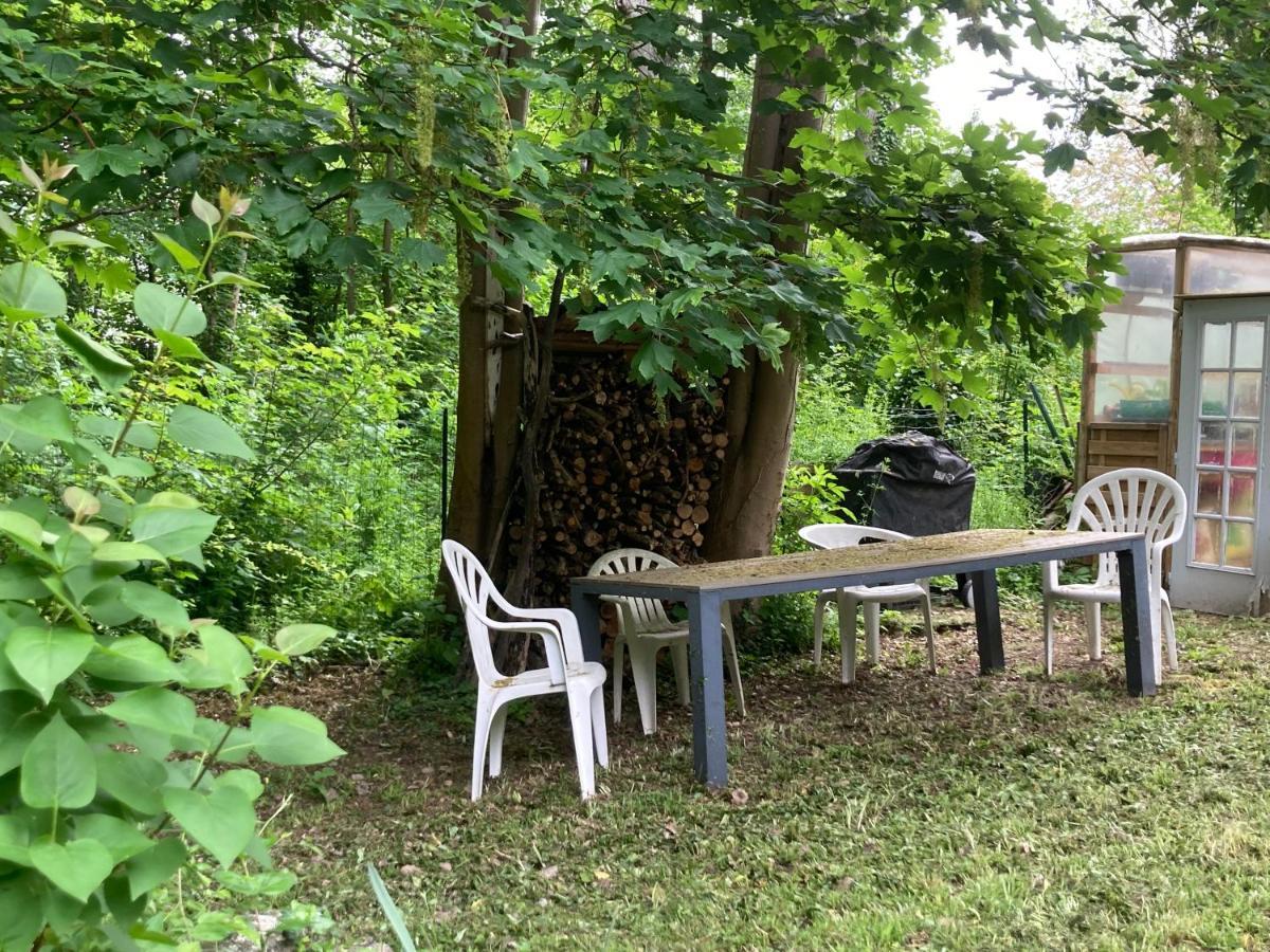 Le Bois Des Sources Apartment Saint-Marcel  Bagian luar foto
